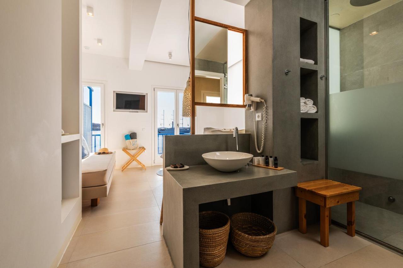บลูโทเปีย สวีท Bed & Breakfast Mykonos Town ภายนอก รูปภาพ