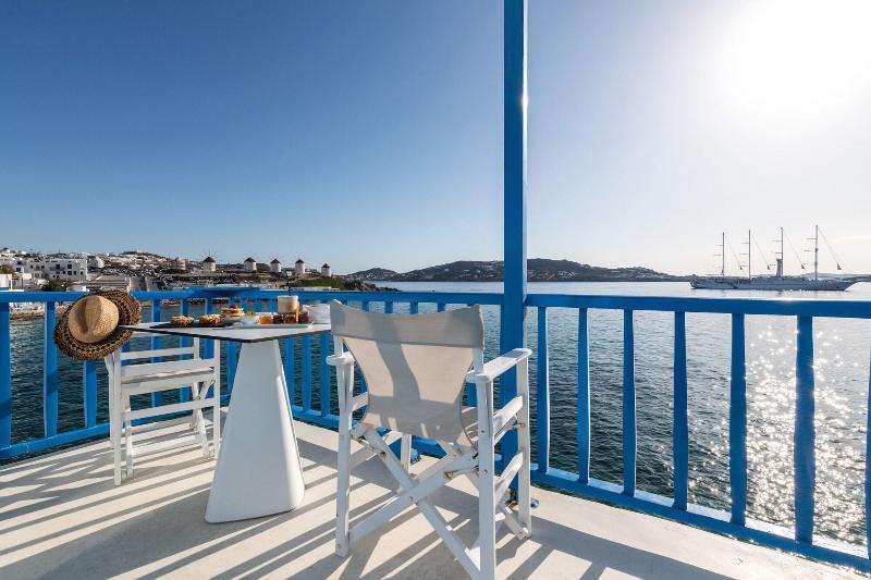 บลูโทเปีย สวีท Bed & Breakfast Mykonos Town ภายนอก รูปภาพ